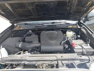 2021 Toyota Tacoma SR with VIN 3TMCZ5AN0MM417261, listed as a IAAI auction lot 42240693 with 38,625 mi miles and . Bid and sale history available at DreamBid. Image 10.
