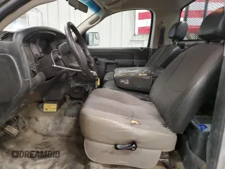 2005 Dodge 2500 ST z VIN 3D7KS26D75G832162, wystawiony jako Copart lot #51807235 z przebiegiem 159 854 mil mil oraz Czysty tytuł • Clean title. Historia ofert i sprzedaży dostępna na DreamBid. Obrazek 7.