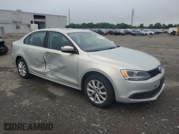 2011 Volkswagen Jetta SE with VIN 3VWDZ7AJ2BM017953, listed as a Copart auction lot 55307495 with 113,672 mi miles and Salvage title. Bid and sale history available at DreamBid. Image 4.