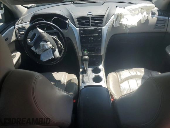 2012 Chevrolet Traverse LTZ z VIN 1GNKRLED5CJ233616, wystawiony jako Copart lot #52309145 z przebiegiem Nie podano mil oraz Szkoda całkowita • Salvage title. Historia ofert i sprzedaży dostępna na DreamBid. Obrazek 8.