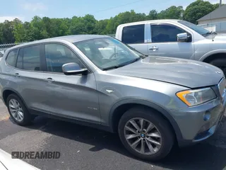 2014 BMW X3 xDrive28i z VIN 5UXWX9C57E0D16232, wystawiony jako IAAI lot #42379667 z przebiegiem 179 707 mil mil oraz . Historia ofert i sprzedaży dostępna na DreamBid. Obrazek 12.
