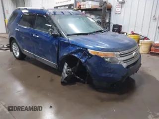 2015 Ford Explorer XLT z VIN 1FM5K8D84FGB59663, wystawiony jako IAAI lot #41758498 z przebiegiem 144 623 mil mil oraz . Historia ofert i sprzedaży dostępna na DreamBid. Obrazek 1.