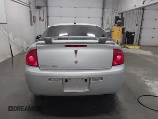 2009 Pontiac G5 with VIN 1G2AL18HX97132901, listed as a IAAI auction lot 41402858 with 1 mi miles. Bid and sale history available at carsss.com. Image 16.