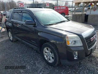 2013 GMC Terrain SLE with VIN 2GKFLTEK2D6249379, listed as a IAAI auction lot 41967379 with 118,738 mi miles. Bid and sale history available at carsss.com. Image 1.