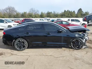 2024 Kia K5 GT-Line z VIN 5XXG64J24RG247893, wystawiony jako IAAI lot #41424100 z przebiegiem 23 184 mil mil oraz . Historia ofert i sprzedaży dostępna na DreamBid. Obrazek 14.
