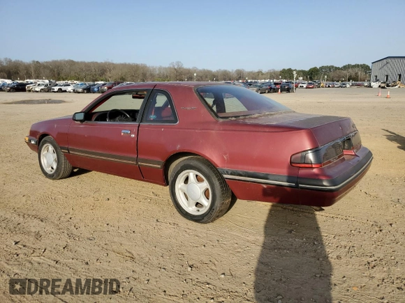 1988 Ford Thunderbird with VIN 1FABP6047JH241900, listed as a Copart auction lot 48266015 with 36,567 mi miles and Clean Title. Bid and sale history available at carsss.com. Image 2.