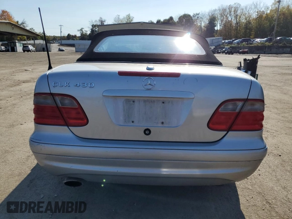 2002 Mercedes-Benz CLK with VIN WDBLK70G82T110291, listed as a Copart auction lot 75562454 with 152,132 mi miles and Salvage Title. Bid and sale history available at carsss.com. Image 6.