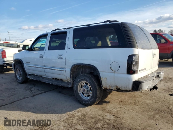 2004 GMC Yukon XL SLT with VIN 3GKGK26G04G233021, listed as a Copart auction lot 42993595 with 144,425 mi miles and Salvage Title. Bid and sale history available at carsss.com. Image 2.