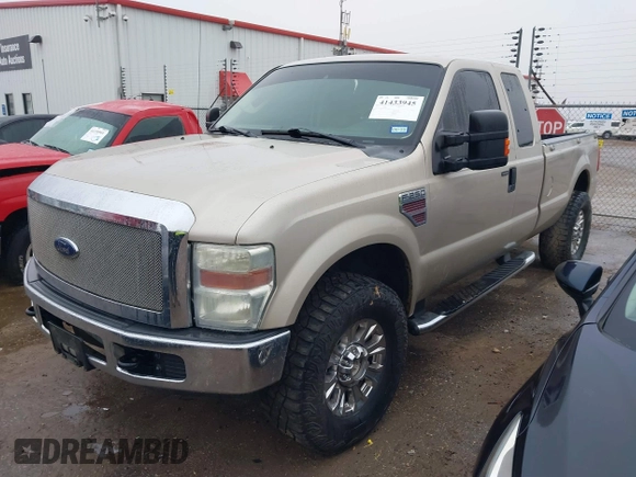 2008 Ford Super Duty F-250 SRW XL with VIN 1FTSX21R28EB92694, listed as a IAAI auction lot 41433945 with 209,613 mi miles. Bid and sale history available at carsss.com. Image 17.
