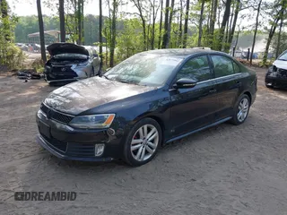 2013 Volkswagen Jetta GLI Autobahn with VIN 3VW467AJ2DM215802, listed as a IAAI auction lot 42077962 with 102,339 mi miles and . Bid and sale history available at DreamBid. Image 2.