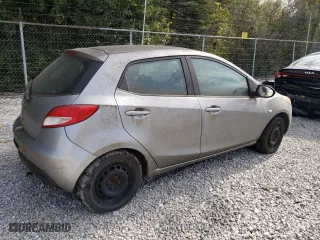 2014 Mazda Mazda2 Sport with VIN JM1DE1KY5E0181941, listed as a Copart auction lot 71814354 with 104,534 mi miles and Clean Title. Bid and sale history available at carsss.com. Image 3.