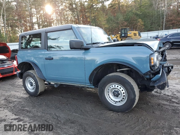 2022 Ford Bronco z VIN 1FMDE5AH6NLB71051, wystawiony jako Copart lot #77580794 z przebiegiem 20 904 mil mil oraz Szkoda całkowita • Salvage title. Historia ofert i sprzedaży dostępna na DreamBid. Obrazek 4.