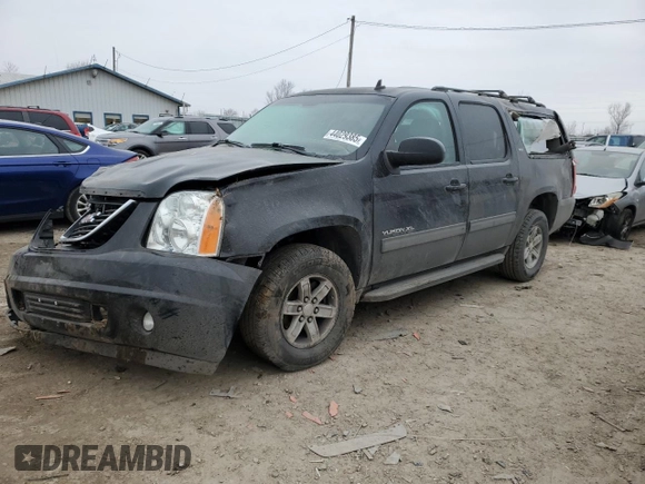 2014 GMC Yukon XL SLT with VIN 1GKS2KE70ER219973, listed as a Copart auction lot 44029385 with 0 mi miles and Salvage Title. Bid and sale history available at carsss.com. Image 1.