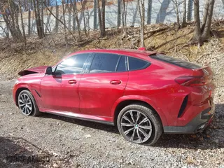2021 BMW X6 xDrive40i with VIN 5UXCY6C01M9F72797, listed as a IAAI auction lot 41810317 with 16,084 mi miles. Bid and sale history available at carsss.com. Image 15.