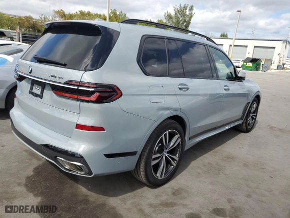 2023 BMW X7 xDrive40i with VIN 5UX23EM06P9M76099, listed as a Copart auction lot 54166385 with 67,400 mi miles and Clean Title. Bid and sale history available at carsss.com. Image 3.