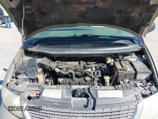 2003 Chrysler Town & Country LX with VIN 2C4GP44L73R103612, listed as a IAAI auction lot 41680848 with 211,360 mi miles and . Bid and sale history available at DreamBid. Image 10.