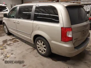 2013 Chrysler Town & Country Touring with VIN 2C4RC1BG5DR731002, listed as a IAAI auction lot 41575003 with 106,486 mi miles. Bid and sale history available at carsss.com. Image 3.