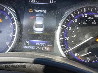 2015 Infiniti Q50 with VIN JN1BV7AP2FM332850, listed as a IAAI auction lot 41345734 with 197,874 mi miles. Bid and sale history available at carsss.com. Image 15.