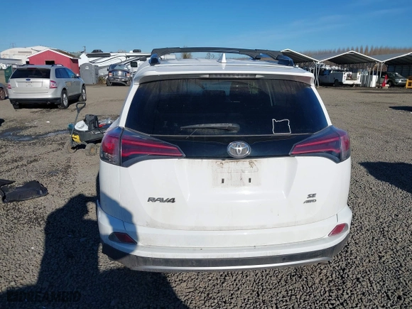 2017 Toyota RAV4 SE with VIN JTMJFREV8HJ154425, listed as a IAAI auction lot 41558304 with 1 mi miles. Bid and sale history available at carsss.com. Image 17.