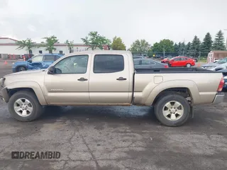 2008 Toyota Tacoma with VIN 5TEMU52N48Z472256, listed as a IAAI auction lot 42601232 with 304,330 mi miles and . Bid and sale history available at DreamBid. Image 14.