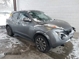 2013 Nissan Juke S with VIN JN8AF5MV2DT221145, listed as a IAAI auction lot 41582439 with 1 mi miles. Bid and sale history available at carsss.com. Image 1.