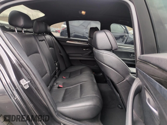 2013 BMW 5 Series 535i xDrive with VIN WBAFU7C50DDU69700, listed as a Copart auction lot 50922905 with 151,179 mi miles and Salvage Title. Bid and sale history available at carsss.com. Image 10.