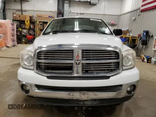 2008 Dodge 1500 SLT z VIN 1D7HU18298S567638, wystawiony jako Copart lot #53362695 z przebiegiem 227 073 mil mil oraz Czysty tytuł • Clean title. Historia ofert i sprzedaży dostępna na DreamBid. Obrazek 5.