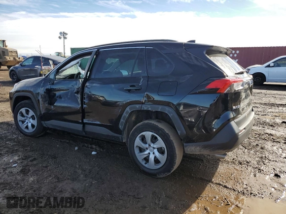 2021 Toyota RAV4 LE with VIN 2T3F1RFV4MC213910, listed as a Copart auction lot 46911255 with 32,114 mi miles and Salvage Title. Bid and sale history available at carsss.com. Image 2.