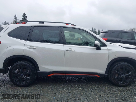 2022 Subaru Forester Sport with VIN JF2SKAJC5NH509075, listed as a IAAI auction lot 41977015 with 35,872 mi miles. Bid and sale history available at carsss.com. Image 13.