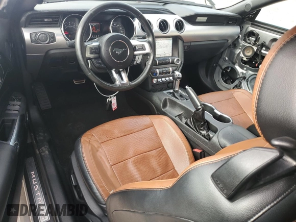 2019 Ford Mustang EcoBoost z VIN 1FATP8UH6K5162511, wystawiony jako Copart lot #62130385 z przebiegiem 115 537 mil mil oraz Szkoda całkowita • Salvage title. Historia ofert i sprzedaży dostępna na DreamBid. Obrazek 8.