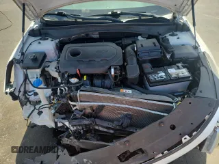 2017 Kia Optima EX с VIN 5XXGU4L32HG126726, выставлен на аукционе Copart как лот 61028895 с пробегом 77 148 миль миль и Списание • Salvage title. История ставок и продаж доступна на DreamBid. Изображение 11.