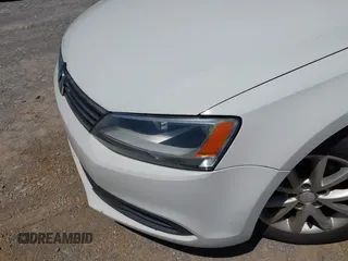 2012 Volkswagen Jetta SE with VIN 3VWDP7AJ8CM019228, listed as a IAAI auction lot 42339952 with 197,877 mi miles and . Bid and sale history available at DreamBid. Image 10.
