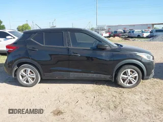 2020 Nissan Kicks S z VIN 3N1CP5BV6LL533723, wystawiony jako IAAI lot #41974845 z przebiegiem 160 874 mil mil oraz . Historia ofert i sprzedaży dostępna na DreamBid. Obrazek 13.
