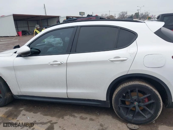 2018 Alfa Romeo Stelvio Ti Sport with VIN ZASFAKNN2J7B88396, listed as a IAAI auction lot 41446139 with 1 mi miles. Bid and sale history available at carsss.com. Image 15.