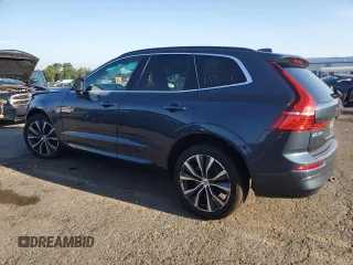 2022 Volvo XC60 Momentum with VIN YV4L12RKXN1970866, listed as a Copart auction lot 63609075 with 39,189 mi miles and Salvage title. Bid and sale history available at DreamBid. Image 2.