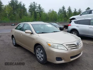 2010 Toyota Camry z VIN 4T4BF3EK0AR012910, wystawiony jako IAAI lot #42260460 z przebiegiem 175 911 mil mil oraz . Historia ofert i sprzedaży dostępna na DreamBid. Obrazek 1.