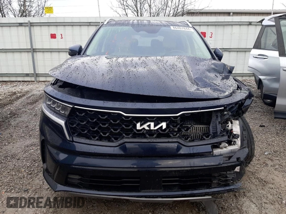 2022 Kia Sorento EX z VIN KNDRH4LG7N5069116, wystawiony jako Copart lot #86407844 z przebiegiem 57 409 mil mil oraz Szkoda całkowita • Salvage title. Historia ofert i sprzedaży dostępna na DreamBid. Obrazek 5.