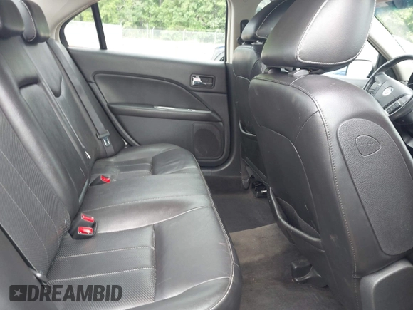 2010 Mercury Milan Premier with VIN 3MEHM0JG1AR602778, listed as a IAAI auction lot 42199080 with 163,158 mi miles and . Bid and sale history available at DreamBid. Image 8.