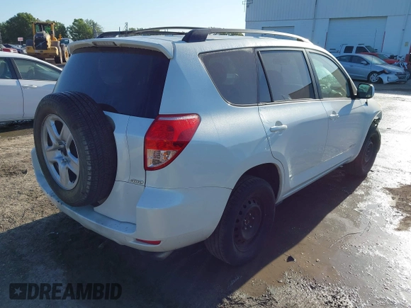 2008 Toyota RAV4 Ltd with VIN JTMBK31V585058568, listed as a IAAI auction lot 42049063 with 1 mi miles. Bid and sale history available at carsss.com. Image 4.