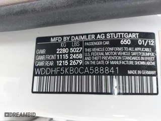 2012 Mercedes-Benz E-Class E 350 Luxury with VIN WDDHF5KB0CA588841, listed as a IAAI auction lot 41371990 with 108,480 mi miles. Bid and sale history available at carsss.com. Image 9.