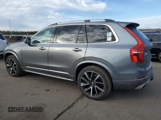 2019 Volvo XC90 Momentum with VIN YV4A22PK6K1484218, listed as a Copart auction lot 85004154 with 40,395 mi miles and Salvage Title. Bid and sale history available at carsss.com. Image 2.