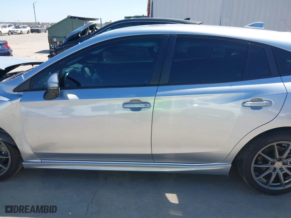 2022 Subaru Impreza Sport with VIN 4S3GTAM6XN3726187, listed as a IAAI auction lot 41760370 with 30,183 mi miles. Bid and sale history available at carsss.com. Image 15.