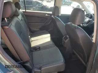 2020 Volkswagen Tiguan SE z VIN 3VV3B7AX7LM063594, wystawiony jako Copart lot #50394555 z przebiegiem 76 158 mil mil oraz Nie do naprawy • Non repairable. Historia ofert i sprzedaży dostępna na DreamBid. Obrazek 11.
