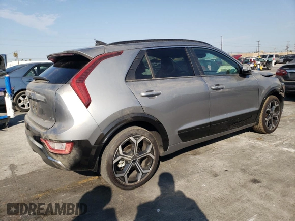 2024 Kia Niro EX Touring with VIN KNDCR3LE8R5125372, listed as a Copart auction lot 62274594 with 18,902 mi miles and Salvage Title. Bid and sale history available at carsss.com. Image 3.