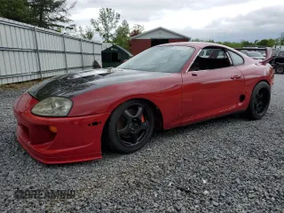 1994 Toyota Supra z VIN JT2JA82J5R0014035, wystawiony jako Copart lot #58217715 z przebiegiem Nie podano mil oraz Szkody całkowita. Historia ofert i sprzedaży dostępna na DreamBid. Obrazek 1.