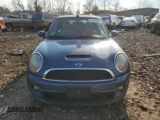 2011 MINI Convertible S with VIN WMWZP3C57BTX83599, listed as a Copart auction lot 47701505 with Not Provided miles and Clean Title. Bid and sale history available at DreamBid. Image 5.