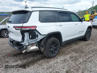 2024 Jeep Grand Cherokee Altitude z VIN 1C4RJKAG7R8607555, wystawiony jako IAAI lot #42162453 z przebiegiem 14 802 mil mil oraz . Historia ofert i sprzedaży dostępna na DreamBid. Obrazek 4.