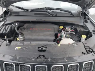 2018 Jeep Compass Altitude with VIN 3C4NJDBB5JT259158, listed as a IAAI auction lot 41752829 with 71,008 mi miles and . Bid and sale history available at carsss.com. Image 10.