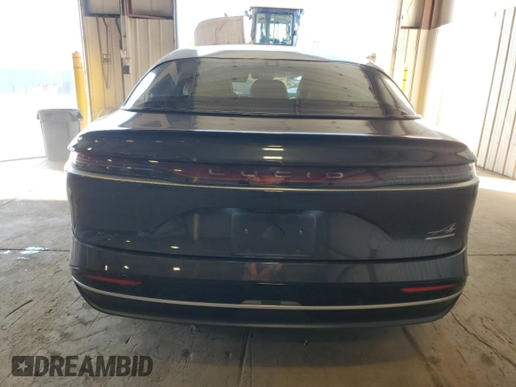 2023 Lucid Air Touring z VIN 50EA1TEA7PA003630, wystawiony jako Copart lot #50743355 z przebiegiem 9357 mil mil oraz Szkody całkowita. Historia ofert i sprzedaży dostępna na DreamBid. Obrazek 6.