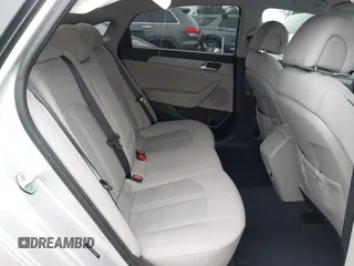 2016 Hyundai Sonata SE with VIN 5NPE24AF4GH376207, listed as a IAAI auction lot 42140797 with 133,138 mi miles and . Bid and sale history available at DreamBid. Image 8.